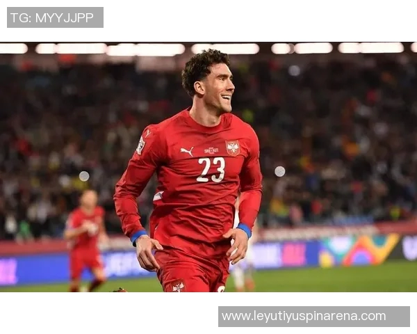 维埃里：图多尔应始终信任弗拉霍维奇作为首发前锋